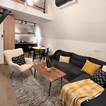 Klek 77 Luxury Near Jahorina シャレー Paocici