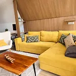 Alpehytte Klek 77 Luxury Near Jahorina Paocici