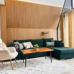 Alpehytte Klek 77 Luxury Near Jahorina