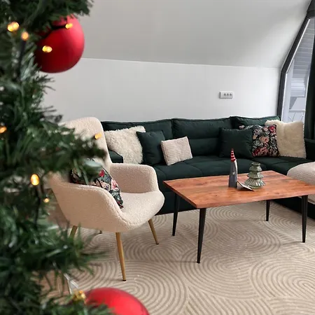 Alpesi faház Klek 77 Luxury Near Jahorina *